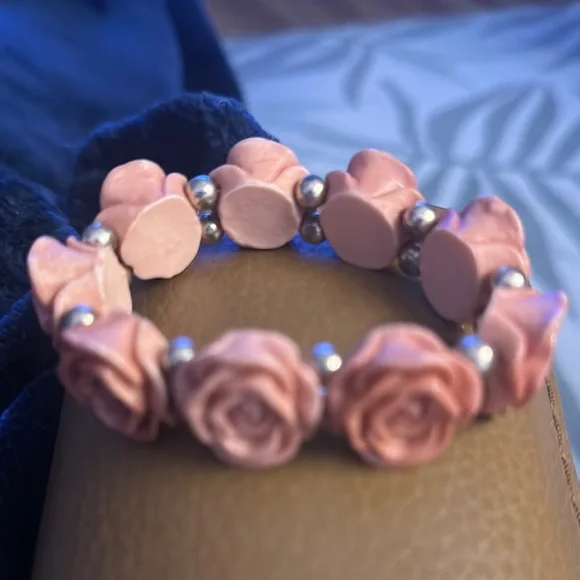 Pink Rose Carved Bracelet with Gold Connectors - Picture 3 of 3